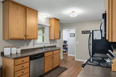 2308 W 96th Street, Bloomington, MN 55431 - Photo 7