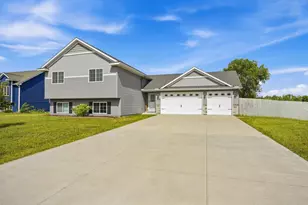 2108 Blake Ave, Lester Prairie, MN 55354 - Photo 7