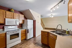 12886 Echo Ln, Apple Valley, MN 55124 - Photo 11