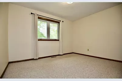 215 7th Street NE, Milaca, MN 56353 - Photo 25