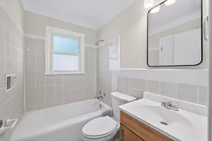 6547 Oakley Dr NE, Fridley, MN 55432 - Photo 9