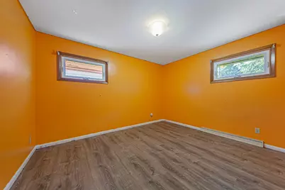 366 N Waterville Avenue, Le Center, MN 56057 - Photo 19