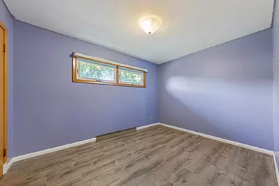 366 N Waterville Avenue, Le Center, MN 56057 - Photo 17