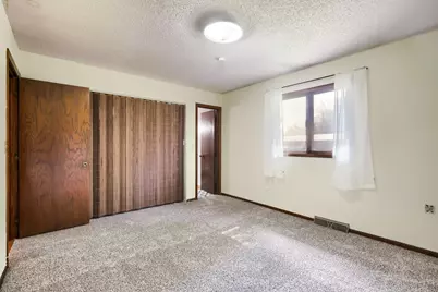 311 Dakota Street W, Vermillion, MN 55085 - Photo 23