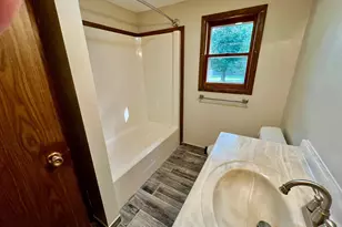 1024 SE 7th St, Grand Rapids, MN 55744 - Photo 7