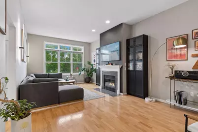 724 E 25th Street, Minneapolis, MN 55404 - Photo 1