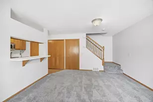 1994 Jan Echo Trail, Eagan, MN 55122 - Photo 5