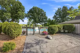 38 Jewel Ln N, Plymouth, MN 55447 - Photo 23