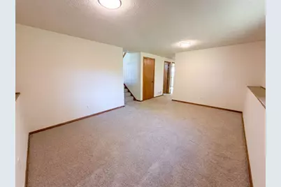 7537 Fairfield Road N, Brooklyn Park, MN 55444 - Photo 19