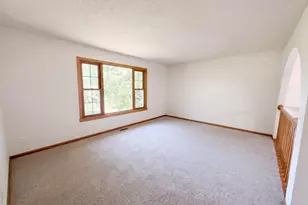 7537 Fairfield Road N, Brooklyn Park, MN 55444 - Photo 11