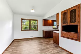 1334 21st St W, Hastings, MN 55033 - Photo 5