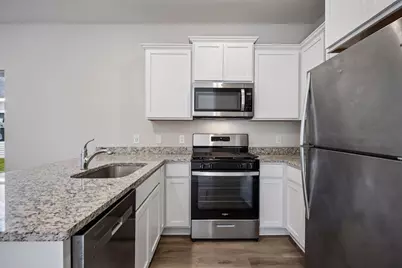 413 Redwood Street N, Cambridge, MN 55008 - Photo 11