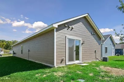 413 Redwood Street N, Cambridge, MN 55008 - Photo 31