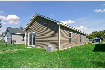 413 Redwood Street N, Cambridge, MN 55008 - Photo 29