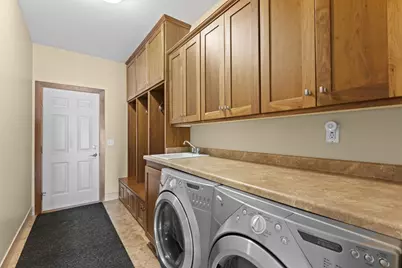 59261 County 7, Zumbro Falls, MN 55991 - Photo 11