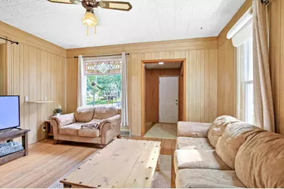 1028 S Cedar Avenue, Owatonna, MN 55060 - Photo 3