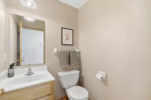 2508 Schneider Ct, Chaska, MN 55318 - Photo 11