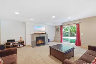 2508 Schneider Ct, Chaska, MN 55318 - Photo 19