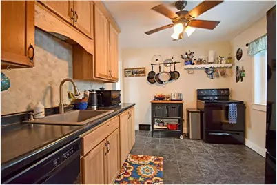 1101 Valders Avenue N, Golden Valley, MN 55427 - Photo 5