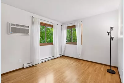 2608 Clinton Avenue, Minneapolis, MN 55408 - Photo 27