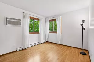 2608 Clinton Ave, Minneapolis, MN 55408 - Photo 27