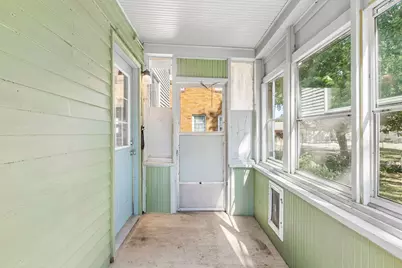 524 Harrison Avenue, Saint Paul, MN 55102 - Photo 11