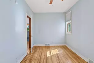 524 Harrison Ave, Saint Paul, MN 55102 - Photo 13