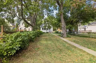 524 Harrison Ave, Saint Paul, MN 55102 - Photo 23