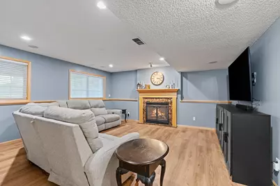 21233 Independence Avenue, Lakeville, MN 55044 - Photo 17