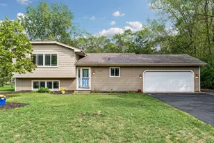 10664 Kyle Ave N, Brooklyn Park, MN 55443 - Photo 3