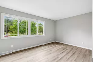 10664 Kyle Ave N, Brooklyn Park, MN 55443 - Photo 17