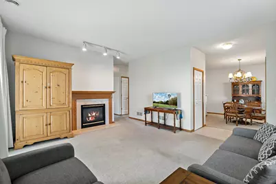 8012 Stratford Circle S, Shakopee, MN 55379 - Photo 13
