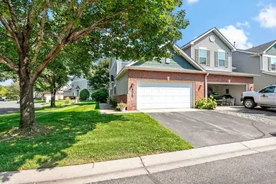 8012 Stratford Circle S, Shakopee, MN 55379 - Photo 3