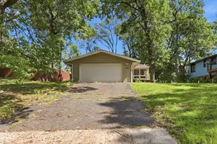 1720 10th Ave SE, Saint Cloud, MN 56304 - Photo 3