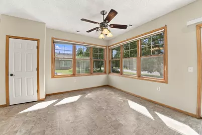 468 Hayes Drive, Hastings, MN 55033 - Photo 5