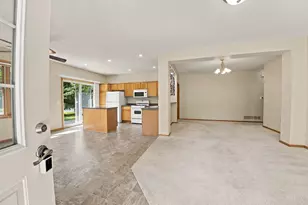 468 Hayes Dr, Hastings, MN 55033 - Photo 7