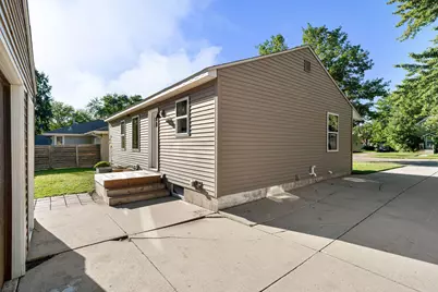 2104 1st Avenue NE, Austin, MN 55912 - Photo 19