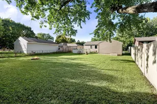 2104 1st Ave NE, Austin, MN 55912 - Photo 25