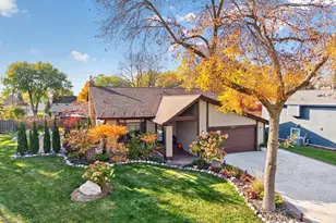 7471 Saratoga Dr, Chanhassen, MN 55317 - Photo 1