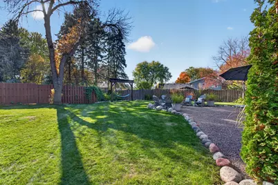 7471 Saratoga Drive, Chanhassen, MN 55317 - Photo 27