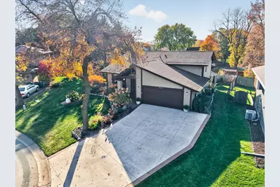 7471 Saratoga Drive, Chanhassen, MN 55317 - Photo 35