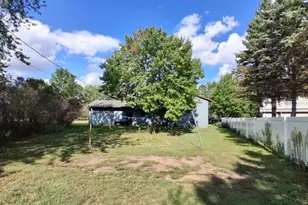 831 Cumming Ln, Saint Cloud, MN 56301 - Photo 13