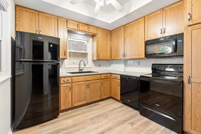 802 8th Avenue NW, Austin, MN 55912 - Photo 11