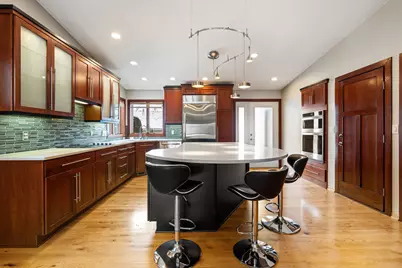 400 Oakland Place NE #9, Austin, MN 55912 - Photo 9