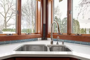 400 Oakland Pl NE, Austin, MN 55912 - Photo 7