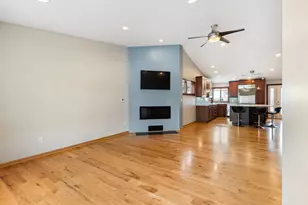 400 Oakland Pl NE, Austin, MN 55912 - Photo 21