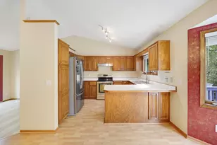 5409 W 143rd St, Savage, MN 55378 - Photo 7