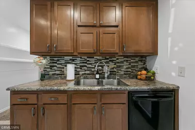 8635 Colfax Avenue S, Bloomington, MN 55420 - Photo 7