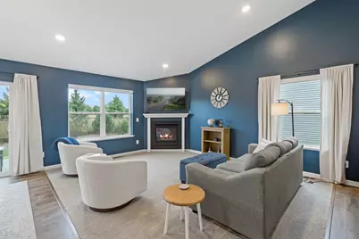 15135 Emory Circle, Apple Valley, MN 55124 - Photo 3