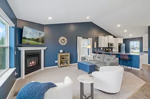 15135 Emory Cir, Apple Valley, MN 55124 - Photo 7